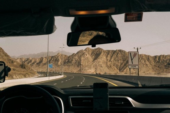 Scenic Stops With Great Food: A Road Trip Adventure